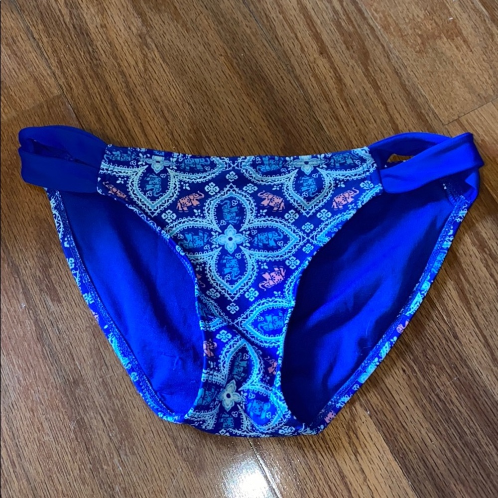 Bikini bottom